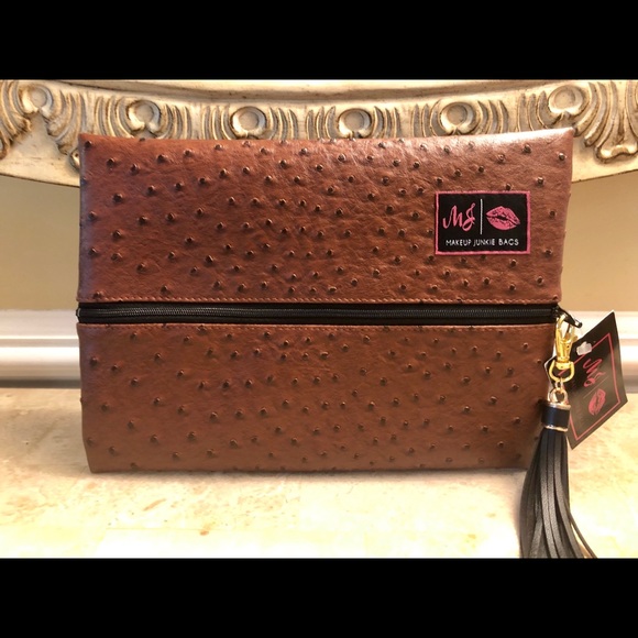 Makeup Junkie Bags - Picture 3 of 3